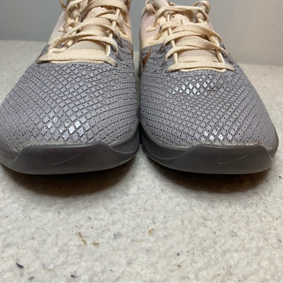 Nike Womens Metcon 4 XD AV2252-001 Gray Running Shoes Sneakers Size 8 - Picture 9 of 12